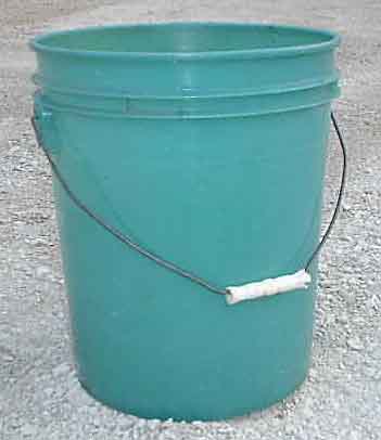 ad121_BUCKET.jpg